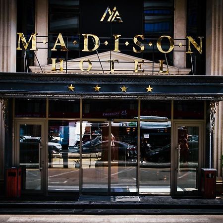 Madison Hotel Baku Exteriör bild