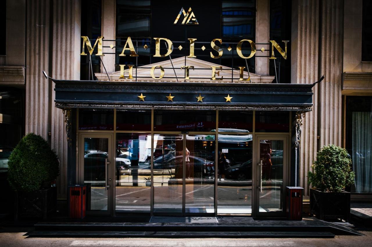 Madison Hotel Baku Exteriör bild