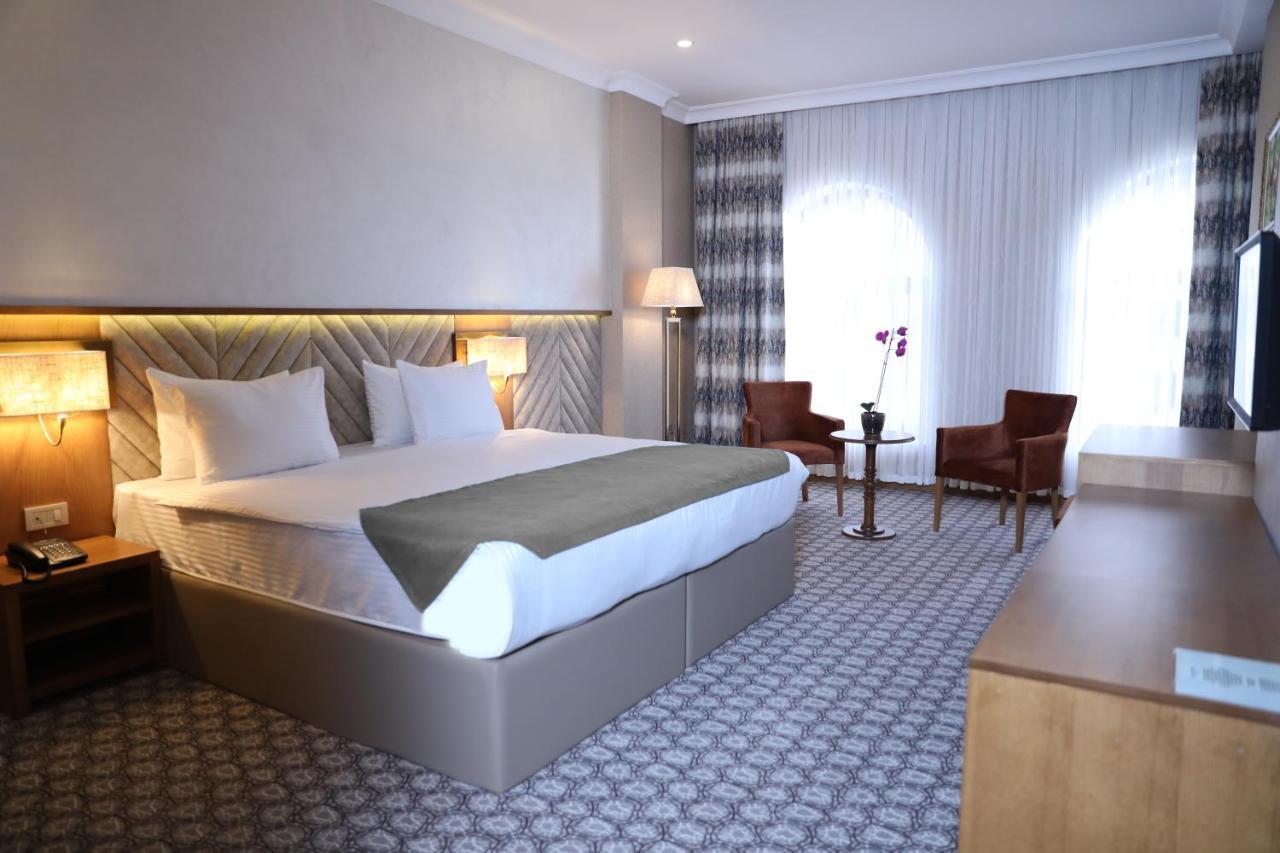 Madison Hotel Baku Exteriör bild